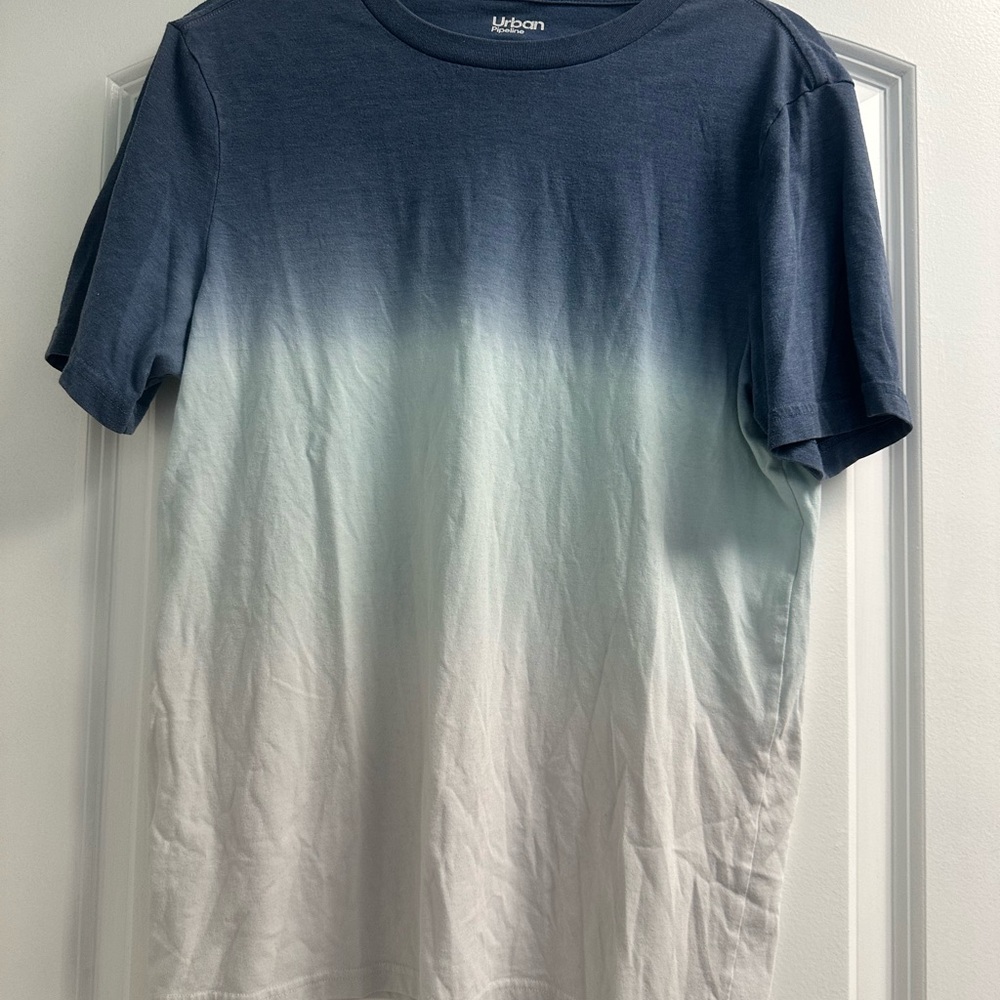 Urban Pipeline 2 T-shirt gradient bundle.